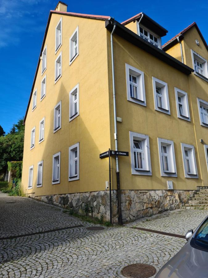 Srebrna GóraApartament W Starej Szkole公寓 外观 照片