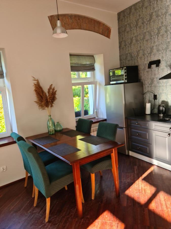 Srebrna GóraApartament W Starej Szkole公寓 外观 照片