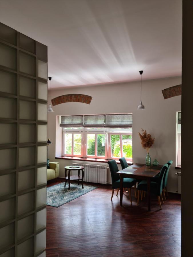 Srebrna GóraApartament W Starej Szkole公寓 外观 照片