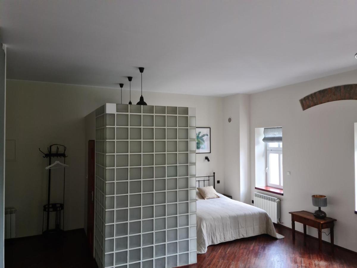 Srebrna GóraApartament W Starej Szkole公寓 外观 照片